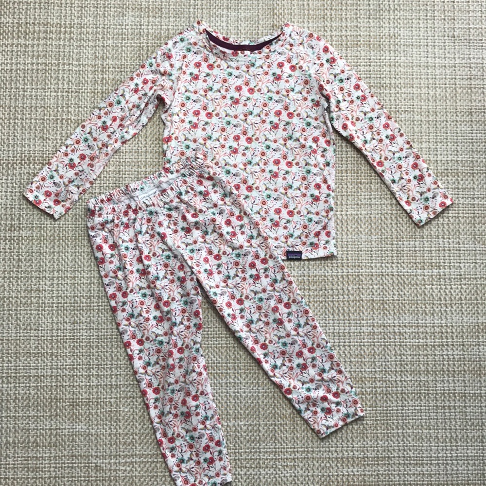 Patagonia Base Layer Set (size 3T)
